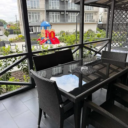 Aparthotel Five Seasons Family 4*