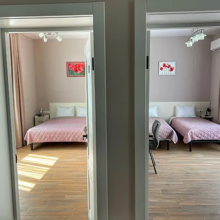 Five Seasons Family Aparthotel 4*