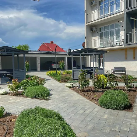 Five Seasons Family 4* Odesa