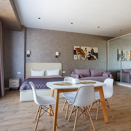 Five Seasons Family Appart hôtel *